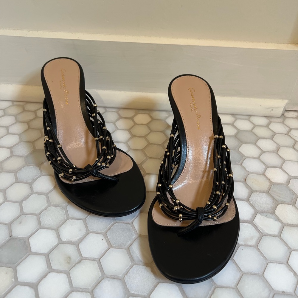 Gianvito Rossi Shoes - Luxor Beaded Strap Leather Thong Mule Sandal Heel Black